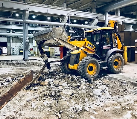 Kopplaadur koristab tootmishoone lammutusjäätmeid